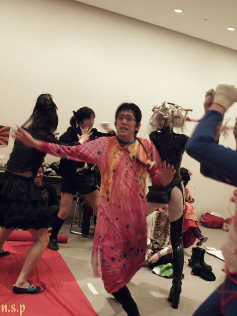 the end of Nara Fashion Walk, fashion show / 奈良ファッションウォーク ファッションショー終わり間際の てんやわんや。
